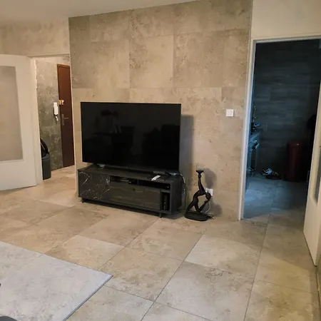 Superbe T1 - 10 Min Centre Schiltigheim