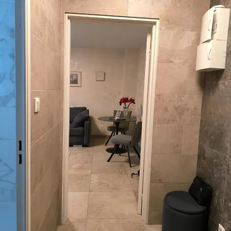 Superbe T1 - 10 Min Centre * Schiltigheim